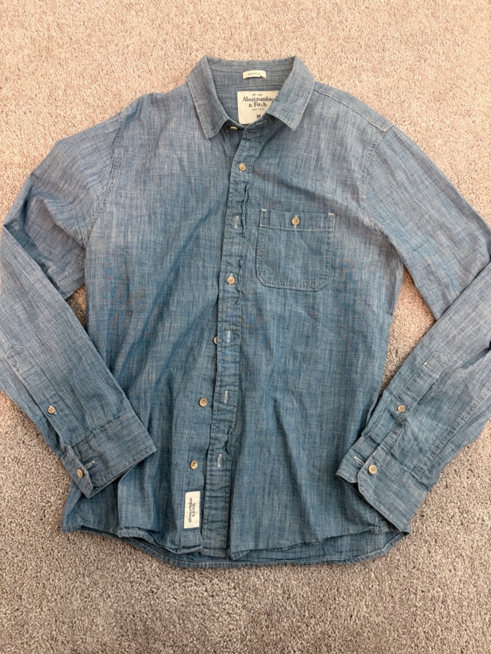 Abercrombie & Fitch Men's Light Blue Denim-Style Button Down Shirt